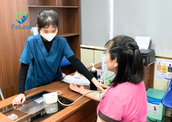 KIỂM TRA SỨC KHỎE ĐỊNH KỲ NĂM 2025 ĐỘI NGŨ NHÂN VIÊN PASTEUR 3 KIỂM TRA SỨC KHỎE ĐỊNH KỲ NĂM 2025 ĐỘI NGŨ NHÂN VIÊN PASTEUR Ảnh minh họa