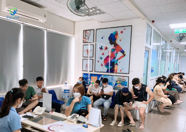 tắc vòi trứng có kinh nguyệt