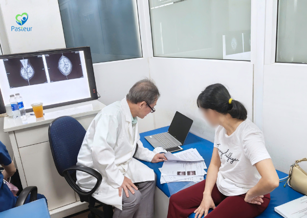 KIỂM SOÁT UNG THƯ VÚ: KHÔNG CHỈ PHÁT HIỆN SỚM, MÀ PHẢI LÀM ĐÚNG TỪ PHÒNG NGỪA ĐẾN SAU ĐIỀU TRỊ Ảnh minh họa