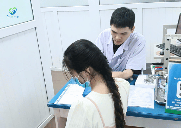 SỐT XUẤT HUYẾT KHI MANG THAI: NHỮNG NGUY CƠ MẸ BẦU CẦN BIẾT 2 sốt xuất huyết khi mang thai
